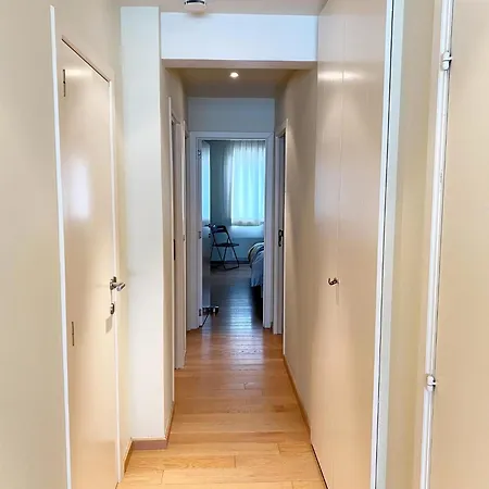 Apartment In Nieuwpoort With Sea View דירה *