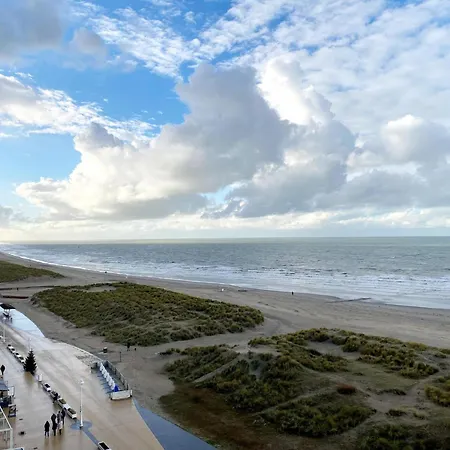 Apartment In Nieuwpoort With Sea View *
